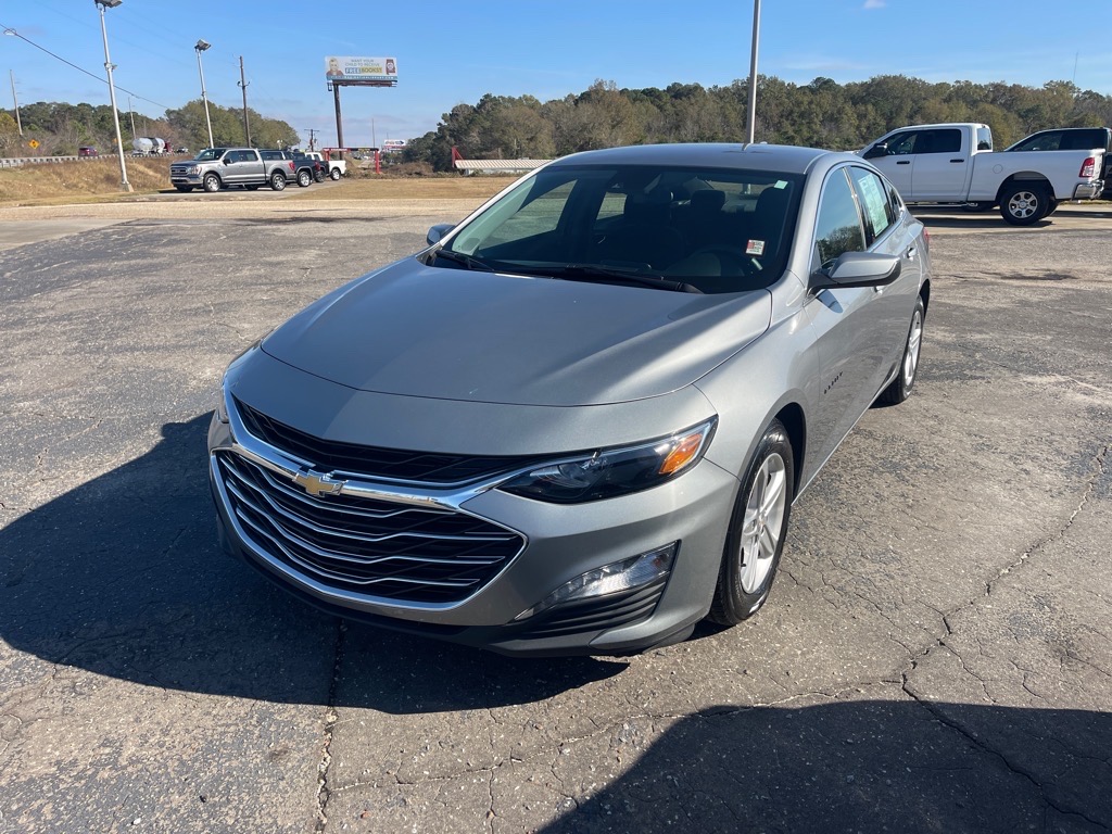 2024 Chevrolet Malibu 1LT's photo
