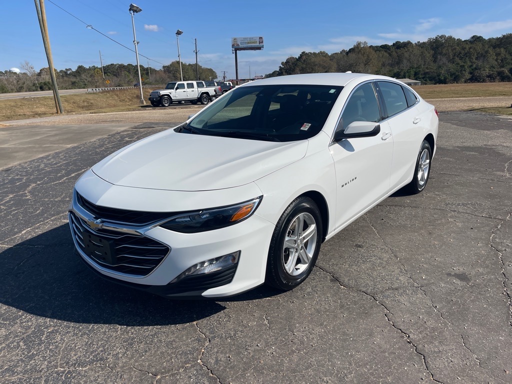 2024 Chevrolet Malibu 1LT's photo