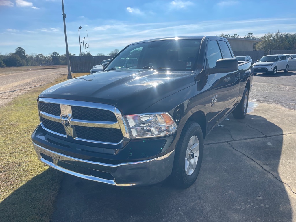 2024 RAM Ram 1500 Classic SLT's photo