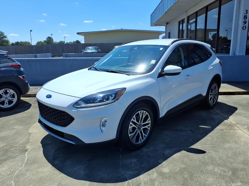 2021 Ford Escape SEL's photo