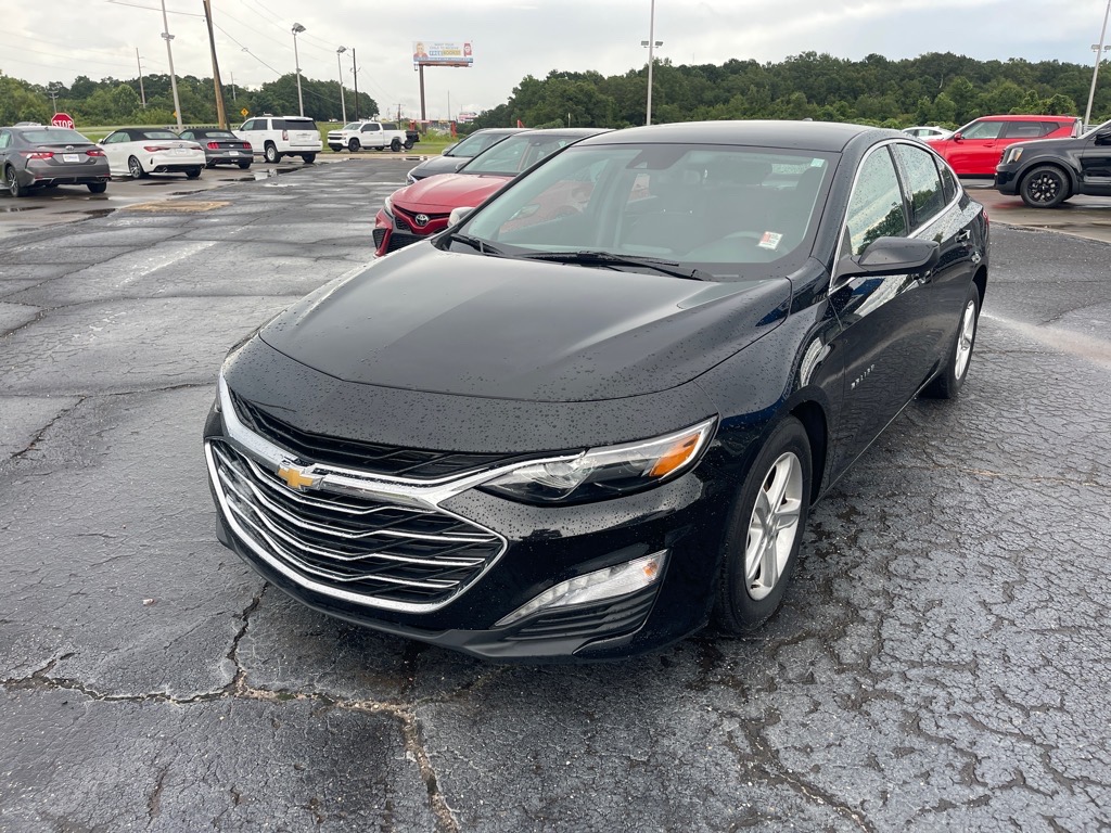 2024 Chevrolet Malibu 1LT's photo