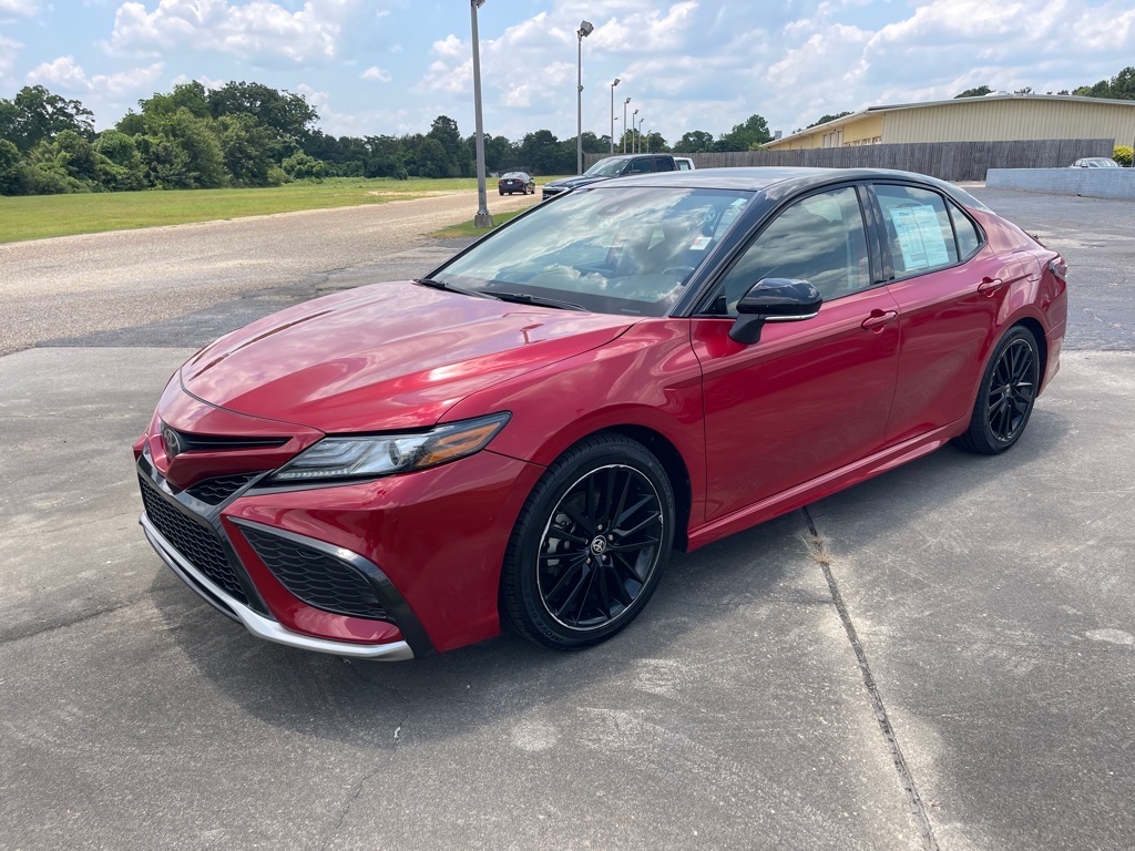 2023 Toyota Camry XSE's photo
